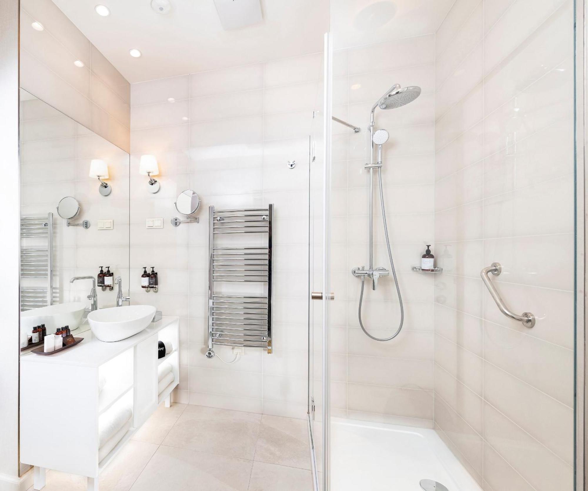 Hotel Three Corners Avenue 4*